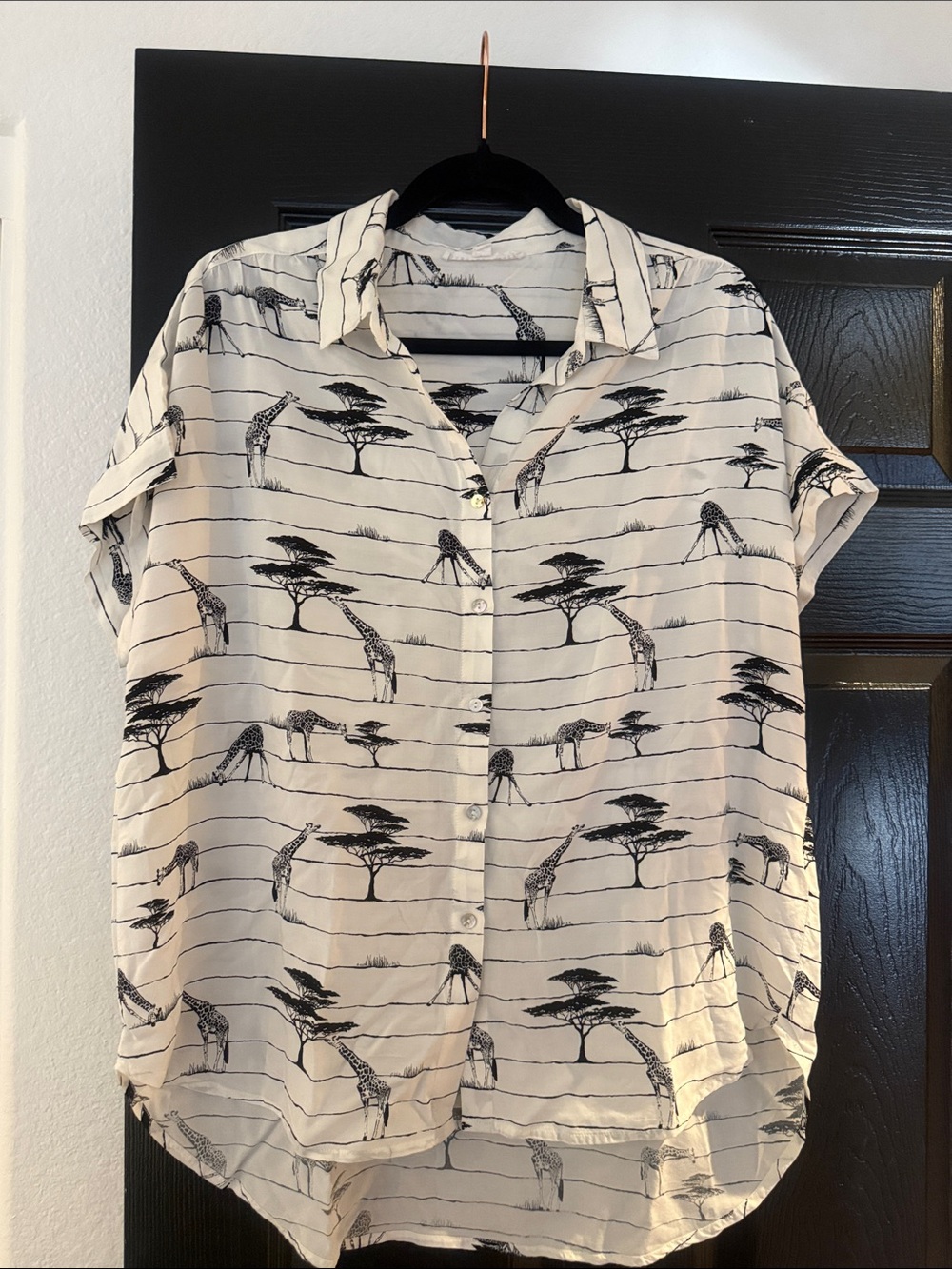 Short-Sleeve Button-Up Shirt in white with Black Giraffe Print